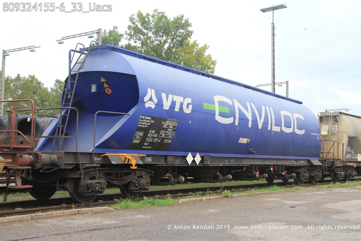 809324155-6_33_Uacs.JPG